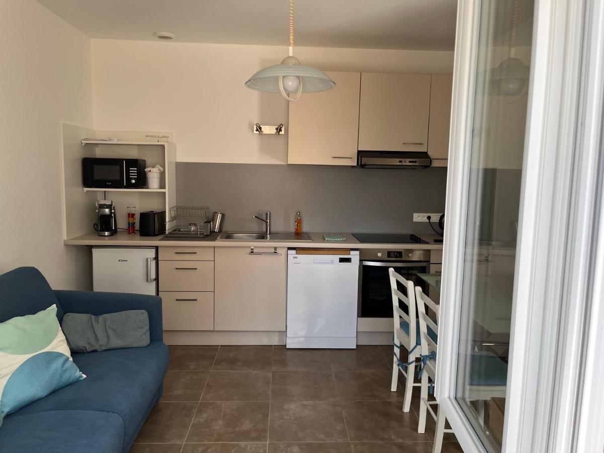 Апартаменты Aux 3 Domaines T2 Avec Terrasse Йер Экстерьер фото